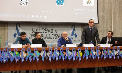 Romano: La città dice no al bullismo, grande partecipazione all'auditorium del Rubini  - Treviglio TV -