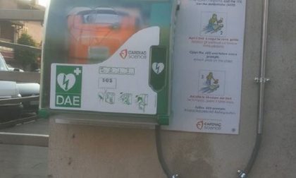 A Castel Rozzone arriva il secondo defibrillatore - TreviglioTv