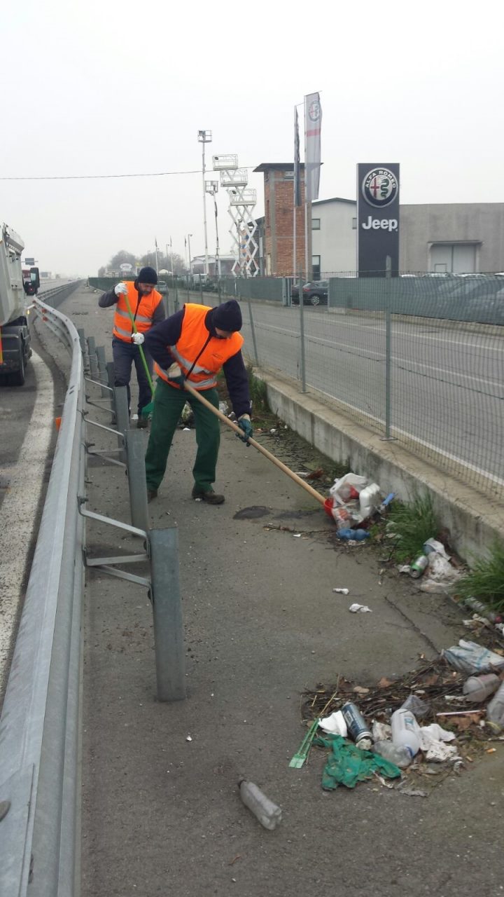 Paullese – Ennesima pulizia straordinaria, raccolti 1480 chili di rifiuti