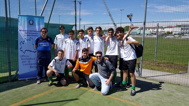 I Salesiani campioni provinciali nel calcio a 5 – TreviglioTv