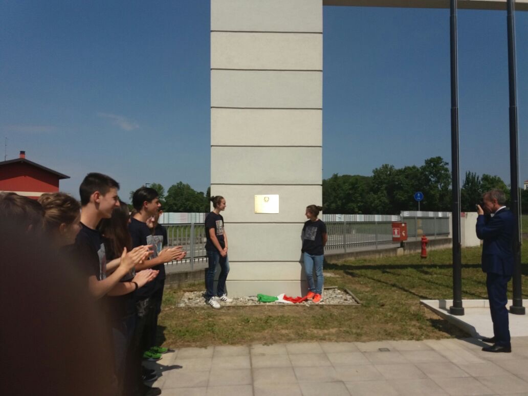 La scuola media di Cavernago intitolata a Ilaria Alpi – TreviglioTV