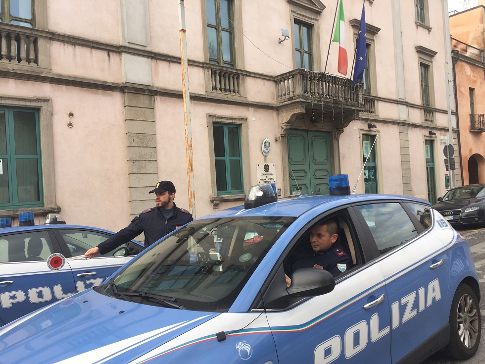 Immobilizza e rapina  la vicina di casa 82enne, arrestata una trevigliese – TreviglioTV