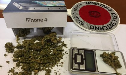 La scatola dell'iPhone era piena di marijuana: denunciati due ragazzi di Treviglio - TreviglioTV