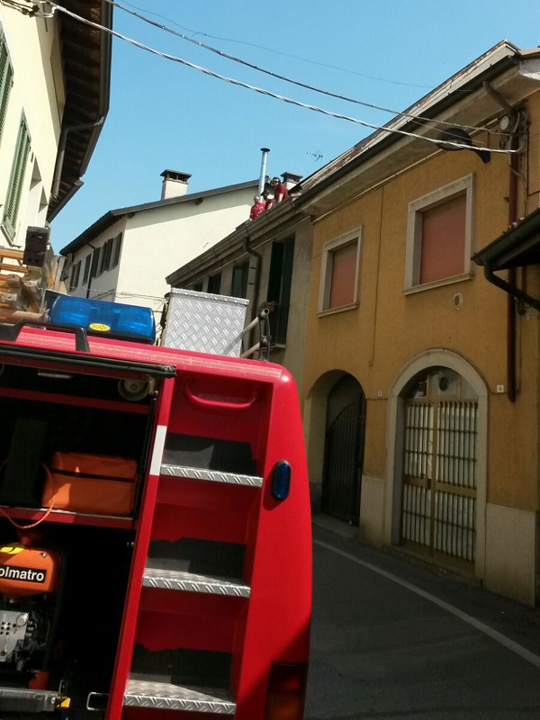 Casirate: colta da malore in casa, soccorsa dai Vigili del Fuoco – TreviglioTV