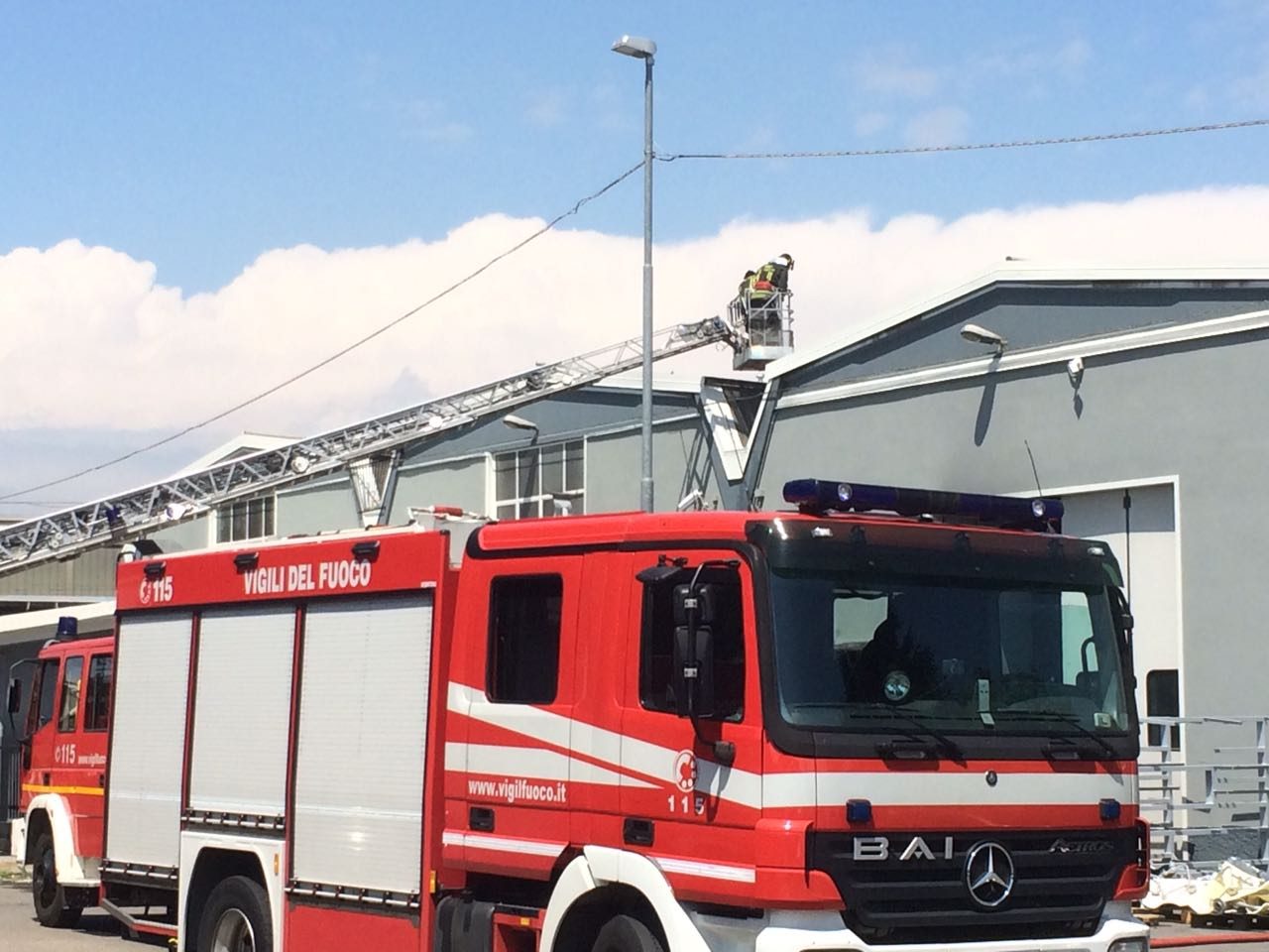+FOTO+ Rogo in ditta a Ciserano – TreviglioTv