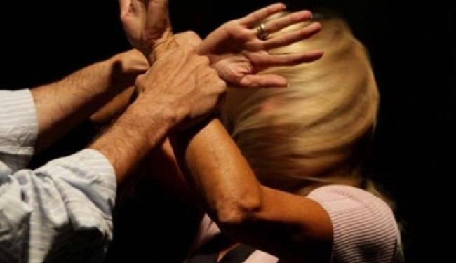 Aggressione nella notte in via Piloni
