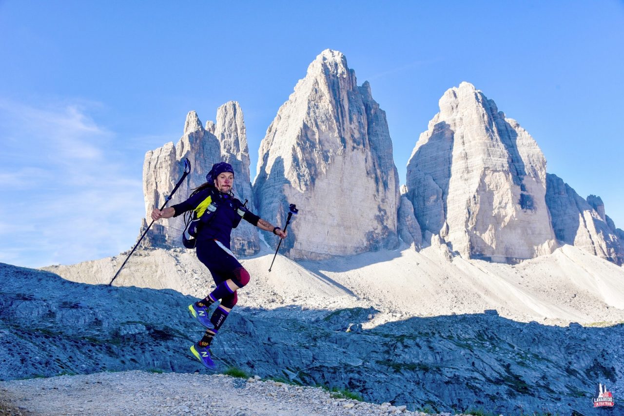 L’artista della pelle diventa l’eroe delle montagne