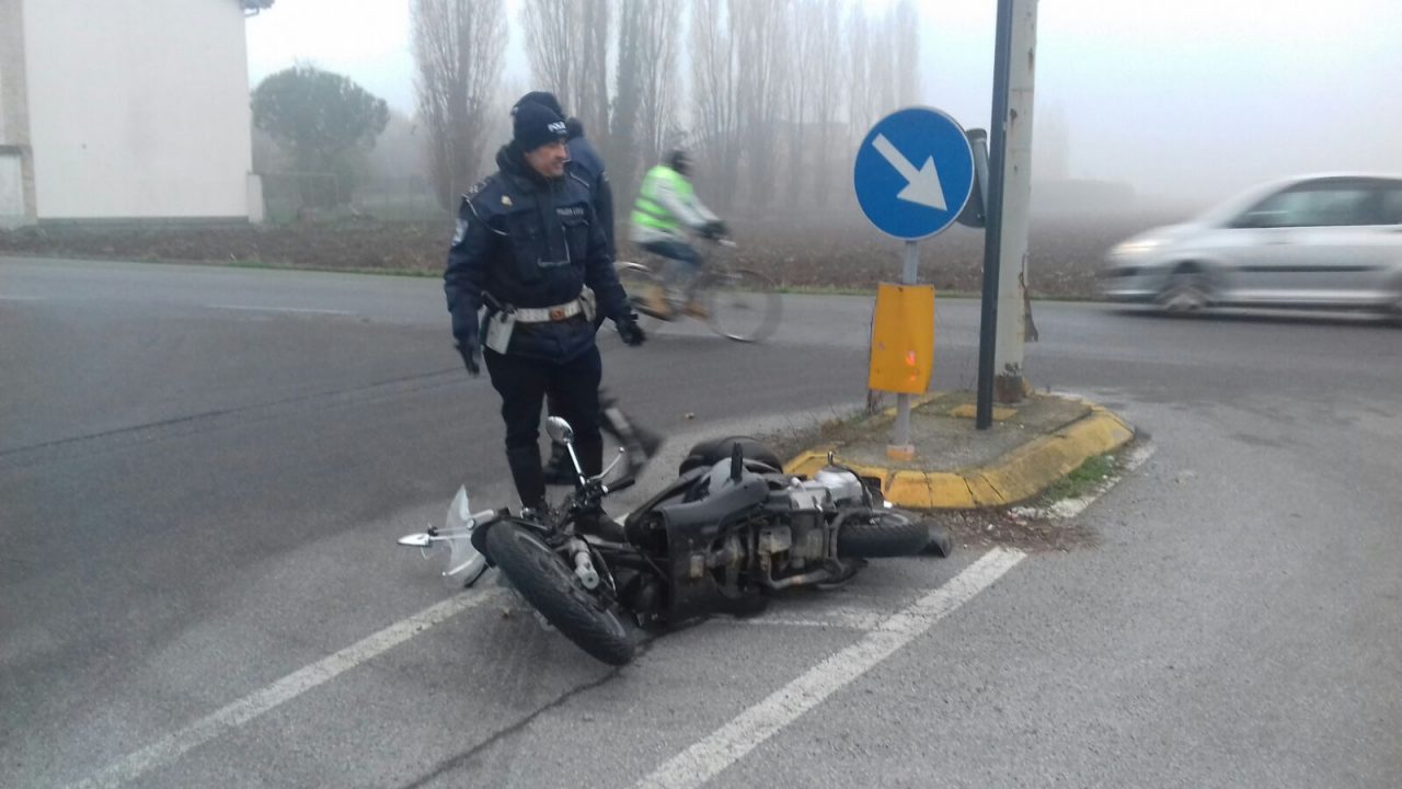 Pagazzano : Si schianta contro un’auto e scappa nei campi sanguinante