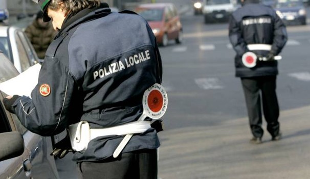 Anziana scippata, presi grazie alle telecamere