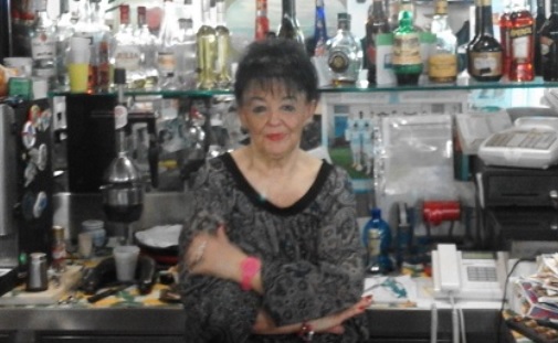 Silvia lascia il suo mitico  bar dopo 38 anni – TreviglioTv