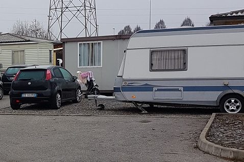 Treviglio: Blitz dei carabinieri al campo nomadi, arrestato un 35enne – TreviglioTV