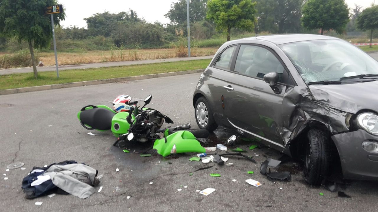 Vailate : Incidente all’alba auto-moto, gravissmo un 22 enne di Brignano