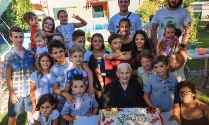 Auguri a Luigina Benigni, ha 105 anni la più anziana di Cologno
