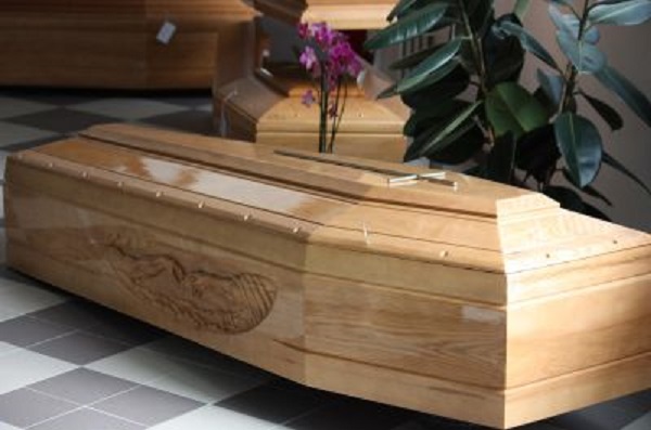 Professione direttore funebre…ma per finta
