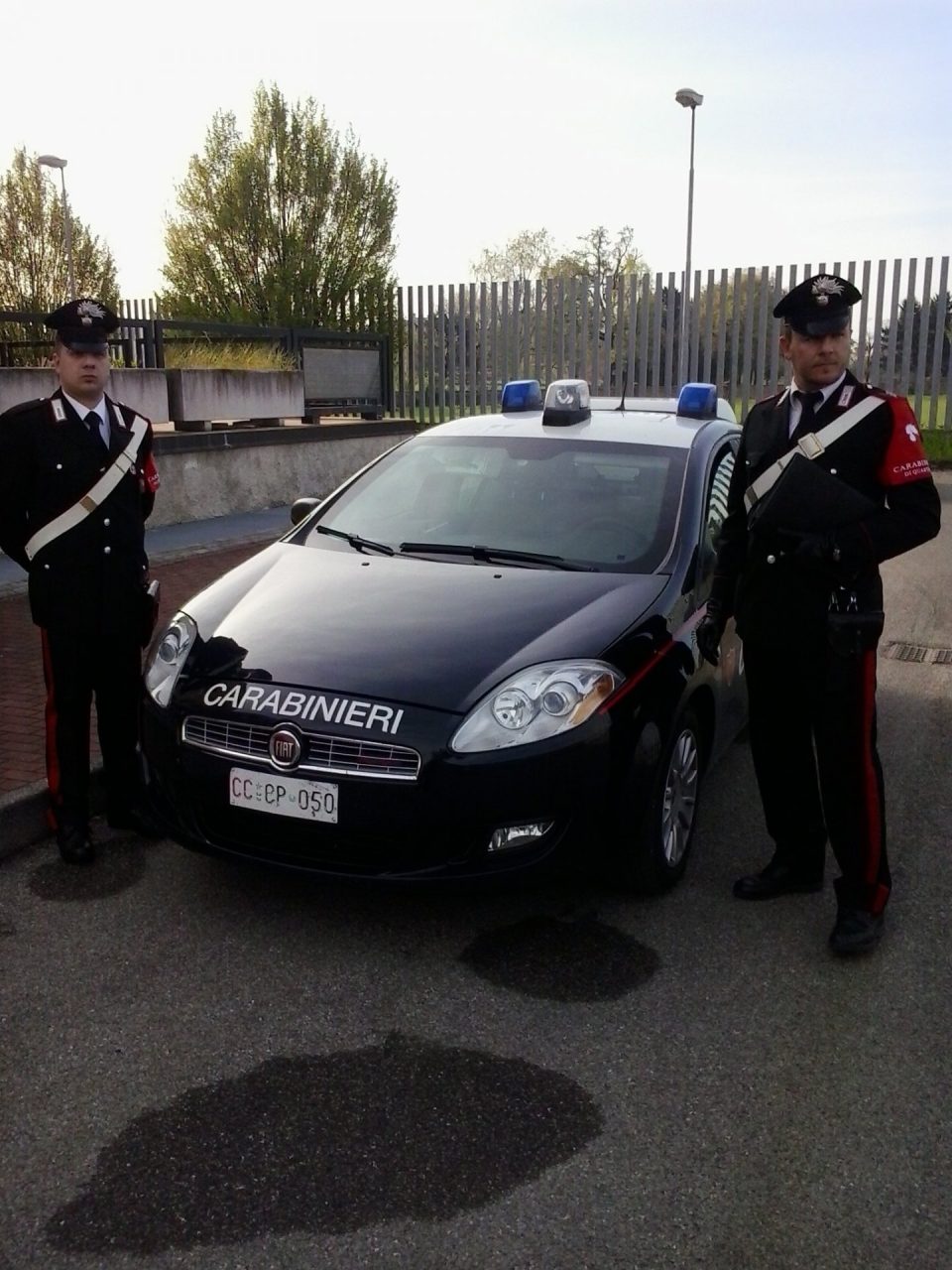 Truffe, rapine ed estorsioni: arrestato commerciante 33enne