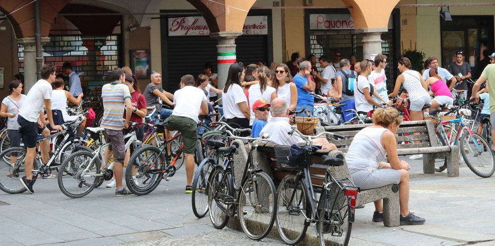 Senza freni alla riscoperta della città e delle sue campagne
