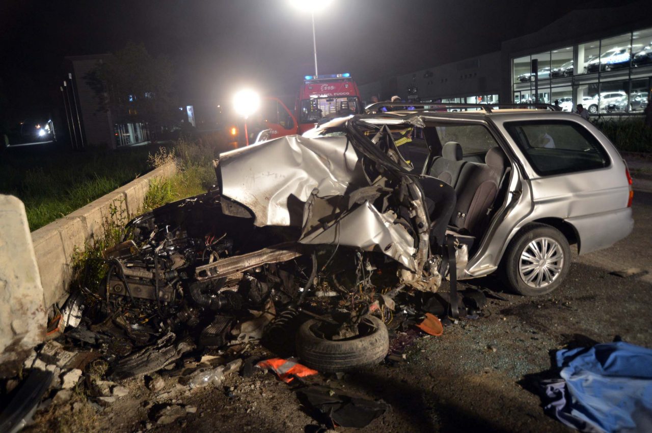 Davide, Fabiana e Giulia sono morti per quel muretto