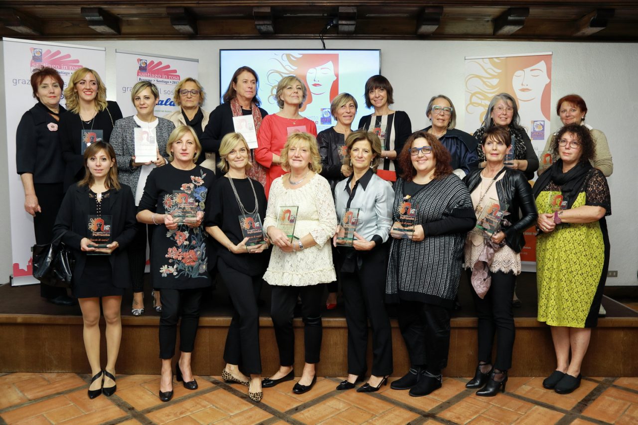 Volontarie bergamasche premiate per le Parrucche di Cancro Primo Aiuto