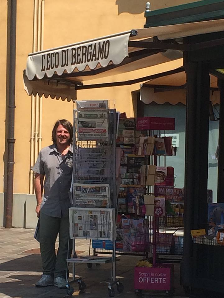 Niente gratta e vinci, armi, né porno: quando l’edicola è etica