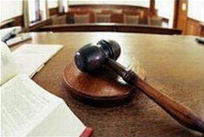 Dipendente fa causa al Comune e vince, polemica in Aula