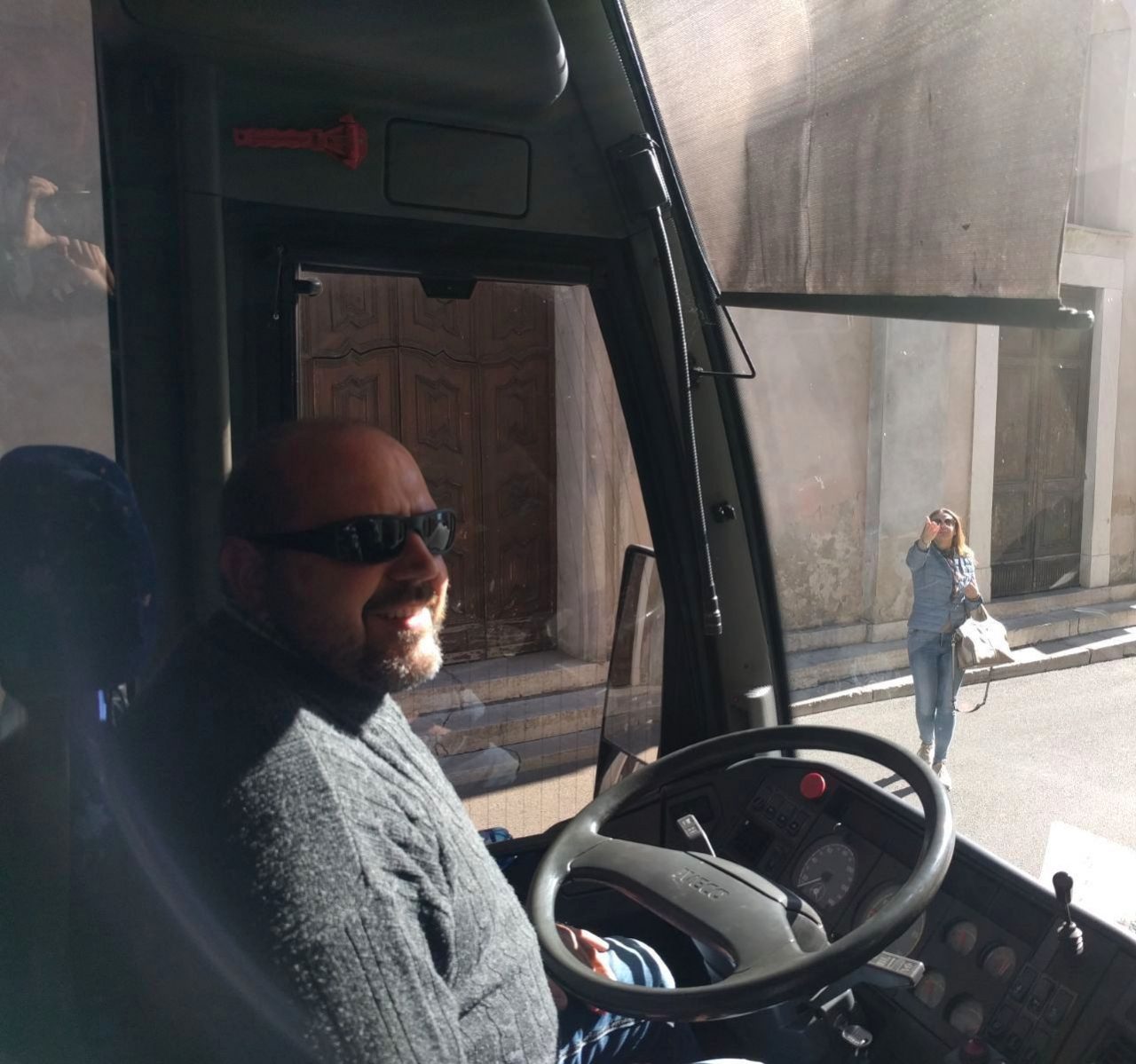 Chiesa lontana a messa si va in pullman