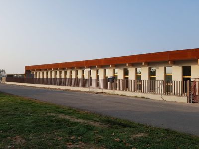 La scuola è finita, il sindaco esulta