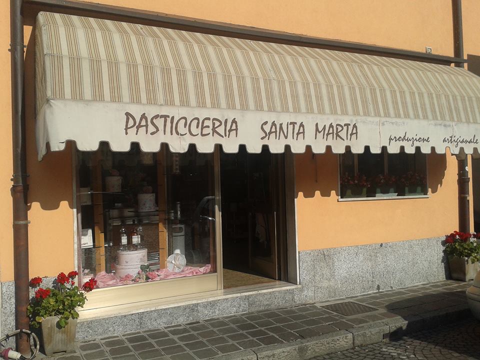 Tenta il furto in pasticceria, beccata