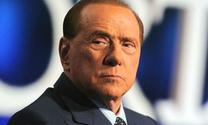 Al San Raffaele in bus per consegnare una lettera a Silvio Berlusconi: il gesto di un 16enne