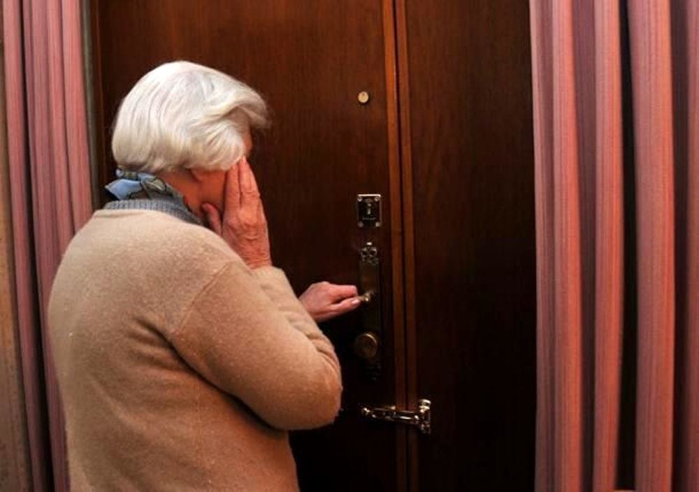 “Dobbiamo farvi un tampone…” : ma sono truffatori  sciacalli  che si fingono addetti Ats
