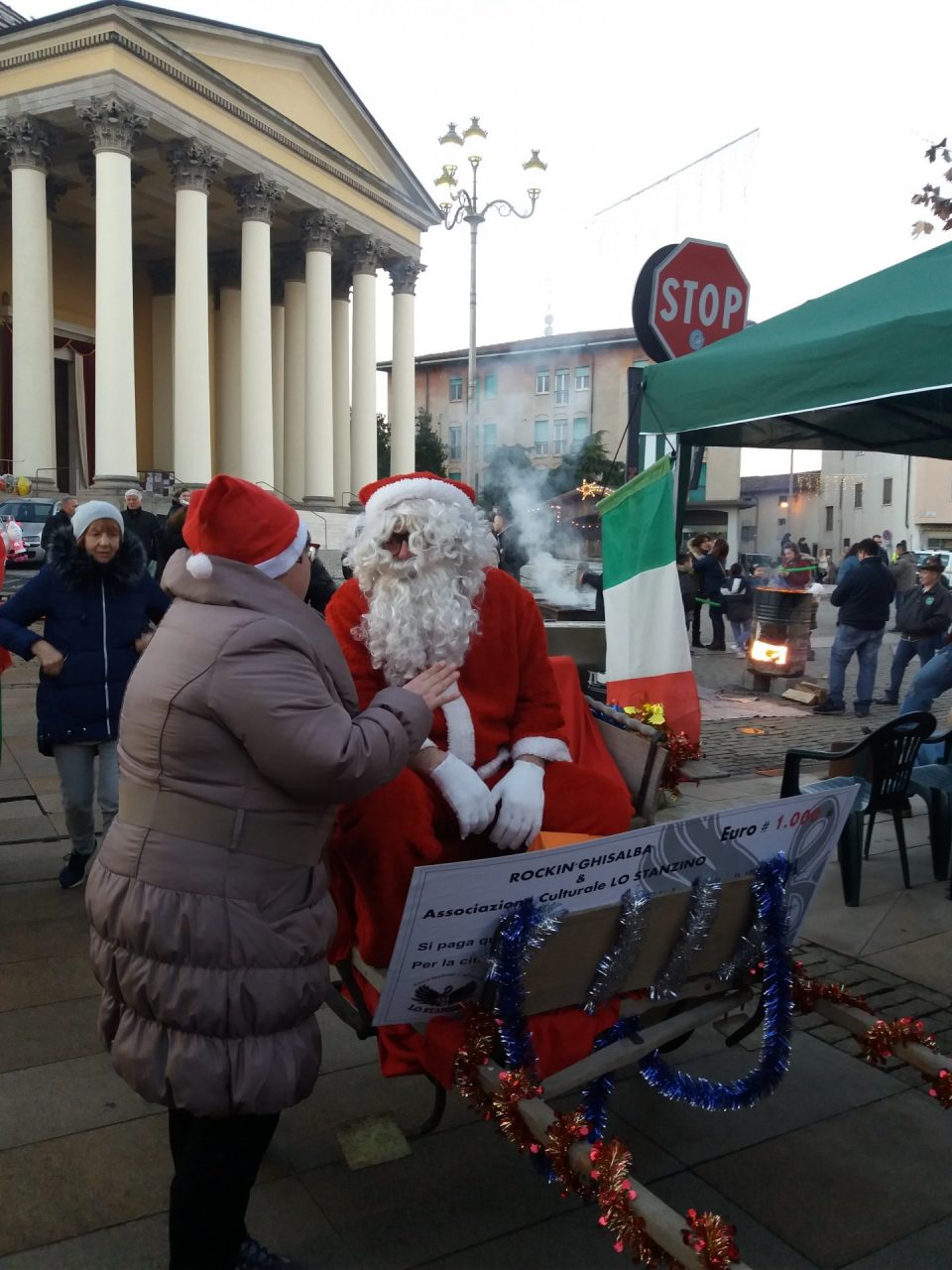 Mercatini natalizi in piazza la Vigilia FOTO