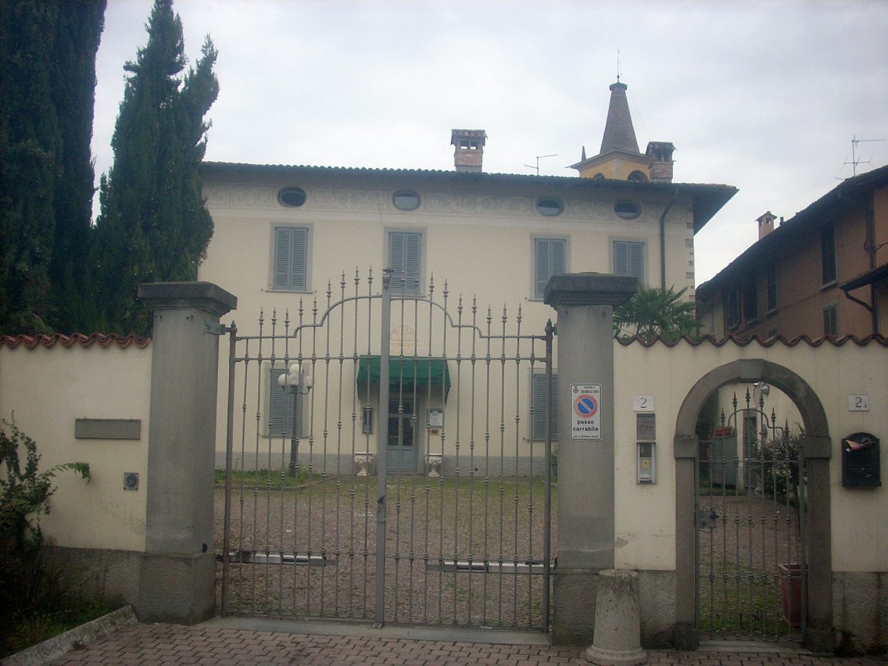Villa Manzoni potrebbe presto riaprire i battenti