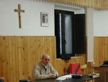 Padre Vito Groppelli, sospesi i funerali