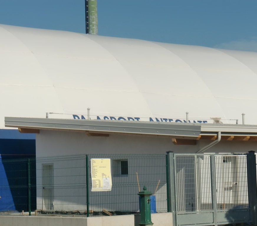 Palatenda: dopo un anno ancora si discute