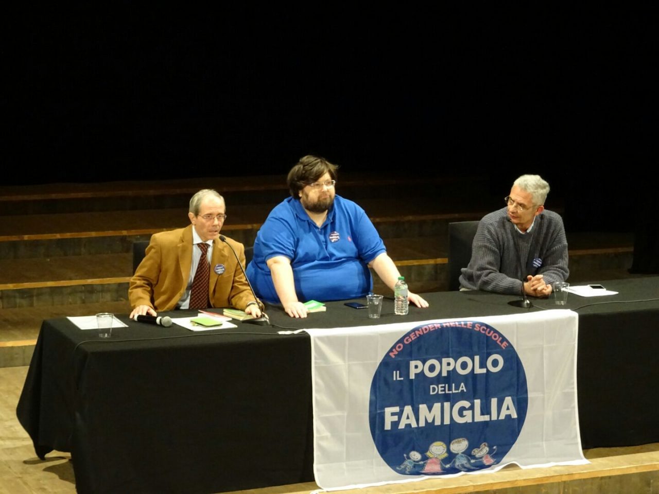 Mario Adinolfi: “La teoria gender? E’ come il nazismo e il comunismo”