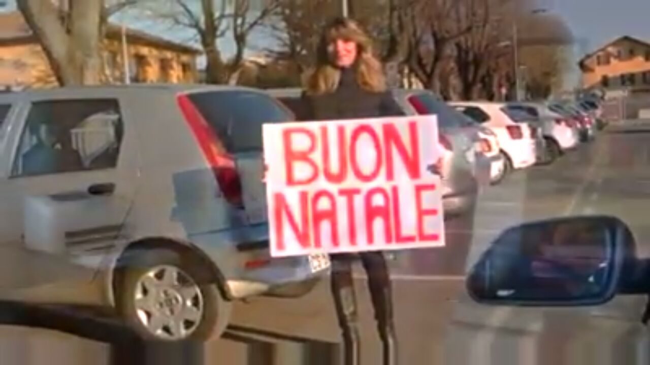 Laura Rossoni chiede più parcheggi a Babbo Natale