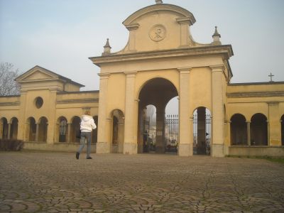 Si ruba (di nuovo) al cimitero di Covo