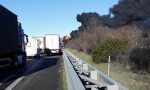 Camion a fuoco in autostrada strage sulla A21 VIDEO