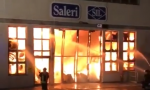 Spaventoso incendio nel bresciano VIDEO