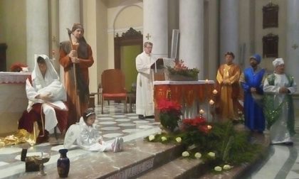 Sacra famiglia e i re magi arrivano in chiesa FOTO VIDEO