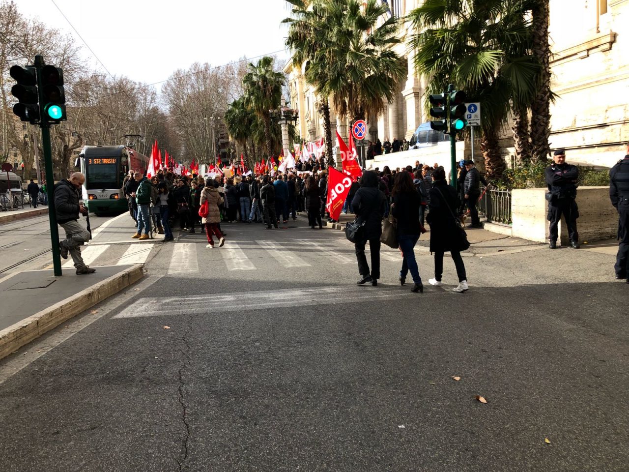 Sciopero scuole protesta dei diplomati magistrali a Milano
