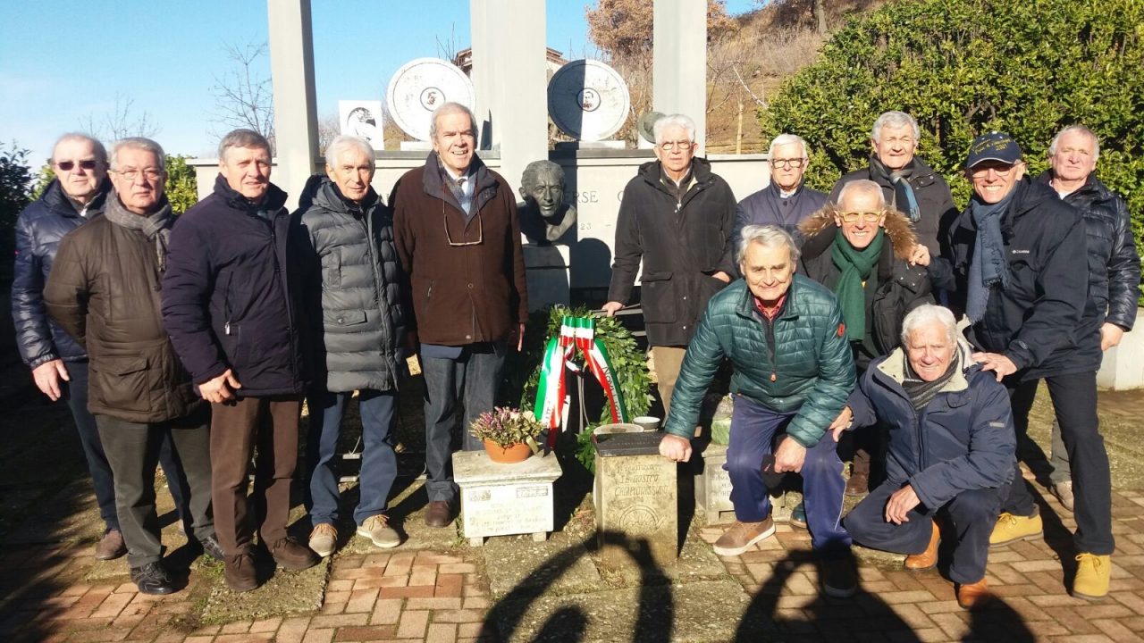 Ciclistica Trevigliese a Castellania per omaggiare Coppi