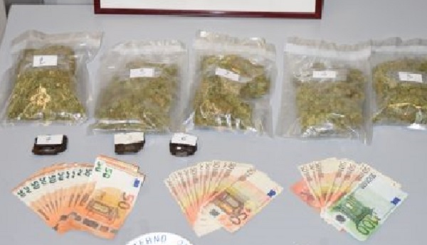 Disoccupato di Mornico al Serio con oltre mezzo chilo di droga beccato sulle piste da sci