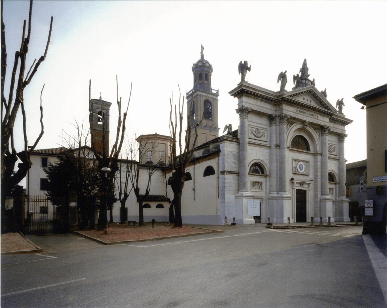 La primaria “Maddalena di Canossa” in vendita e trasferimento della scuola all’oratorio?
