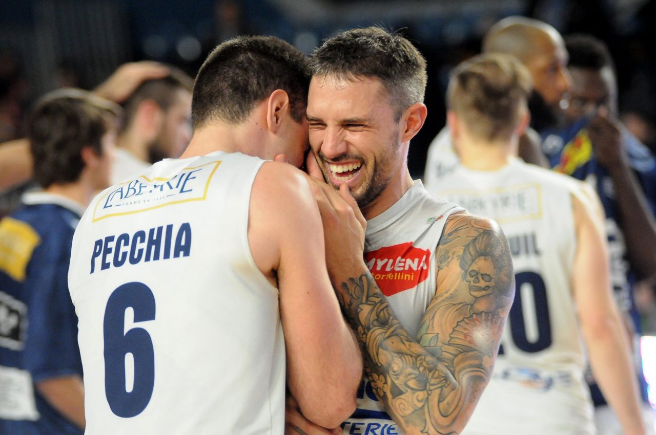 Crisi Blu Basket,Tommaso Marino se ne va e Treviglio perde il suo idolo del Palazzetto