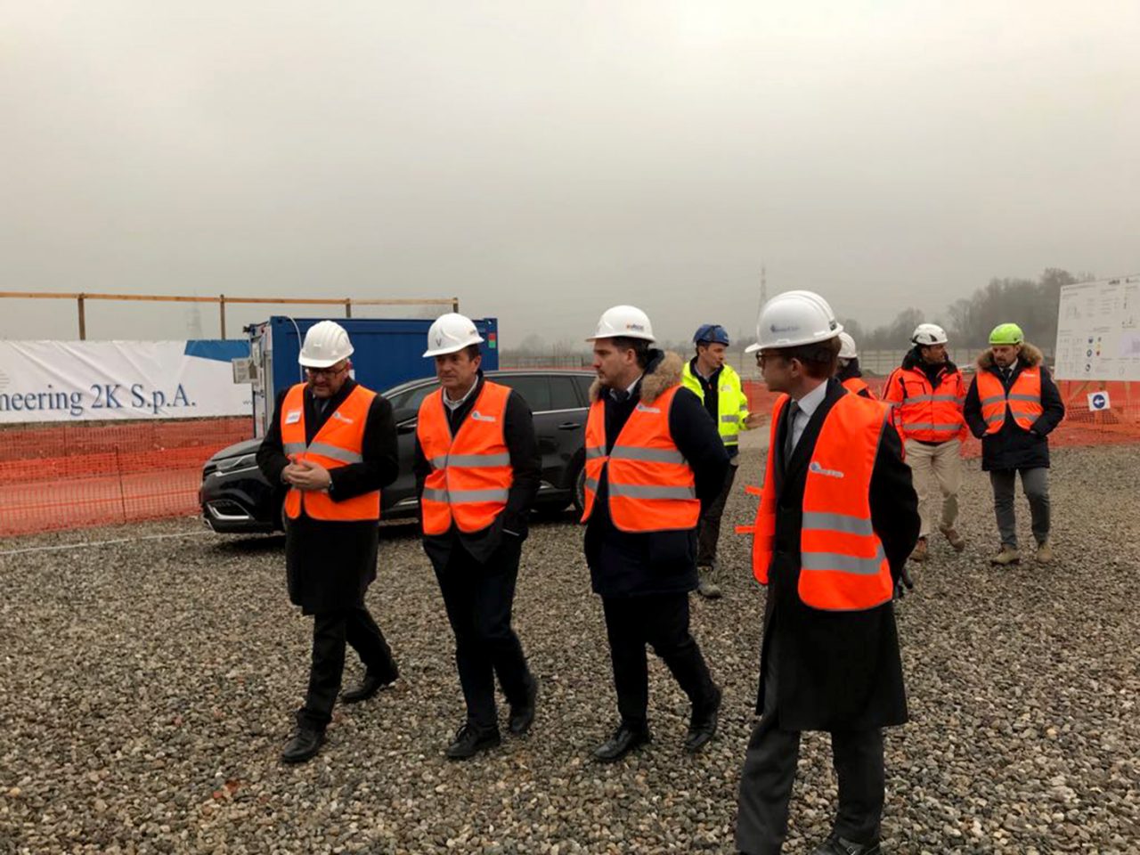 Il sindaco Giorgio Gori in visita al cantiere Amazon