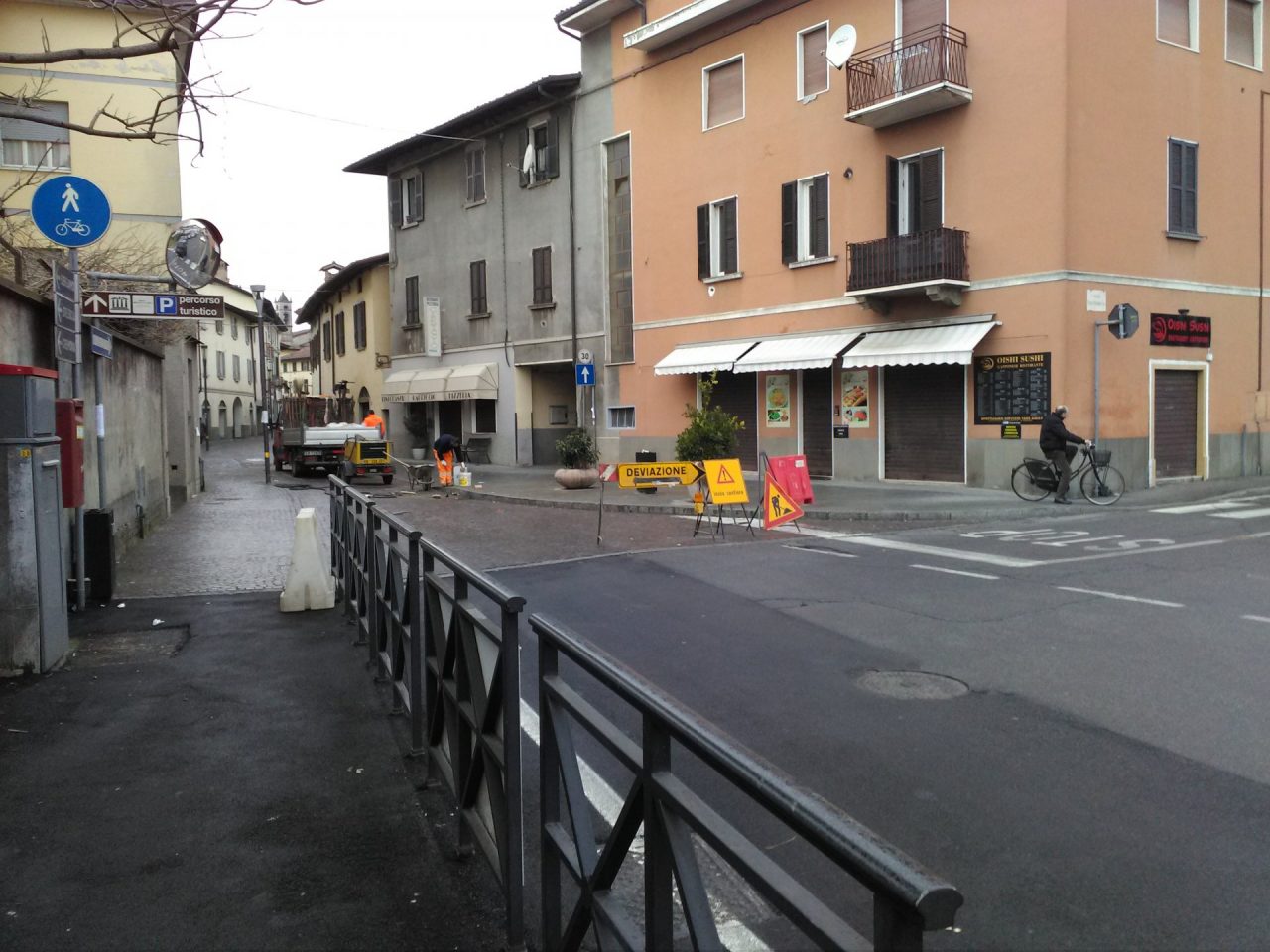 La chiusura di via Mottini accende le polemiche