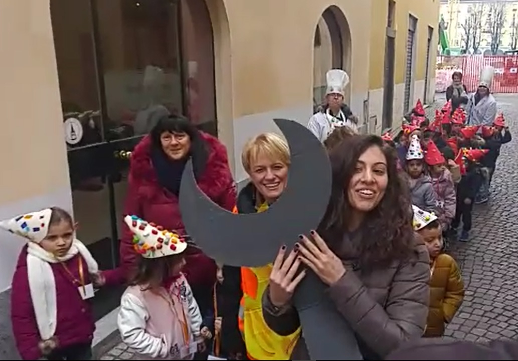 Cerchio magico in festa: è Carnevale! VIDEO