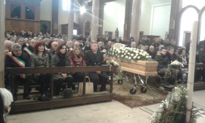 Il dolore di Capralba per il funerale di Alessandra Pirri