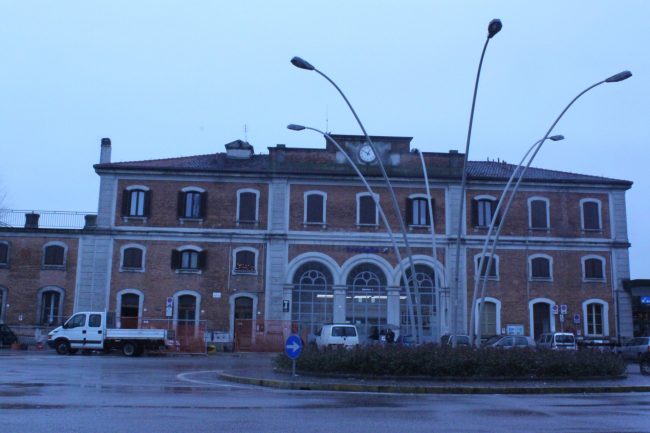 Violenza sessuale in stazione Centrale a Treviglio, arrestato un 22enne