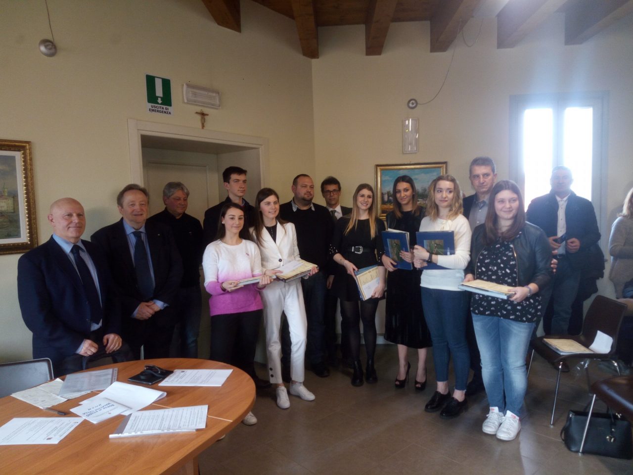 Gli studenti di Cremosano premiati per meriti scolastici FOTO